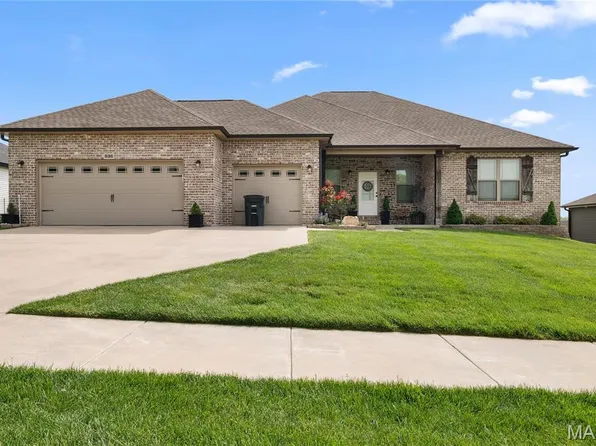 936 Lochinvar Ln, Cape Girardeau, MO 63701