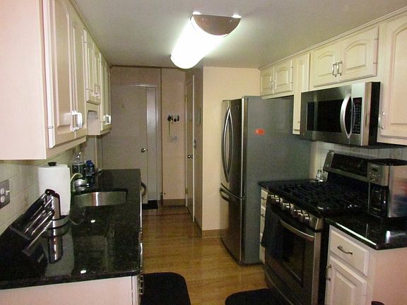 5th image of 35158 N Bay Cir