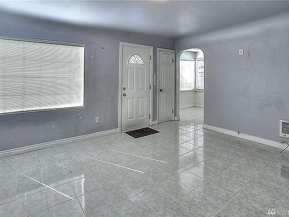 5th image of 6529 Pacific Ave