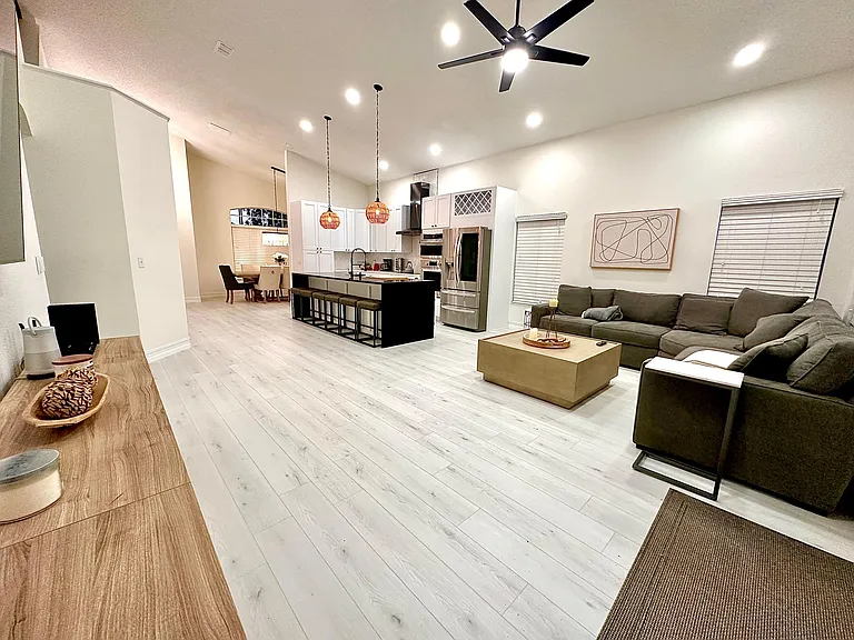 159 Emeraldview Ave — Photo 10