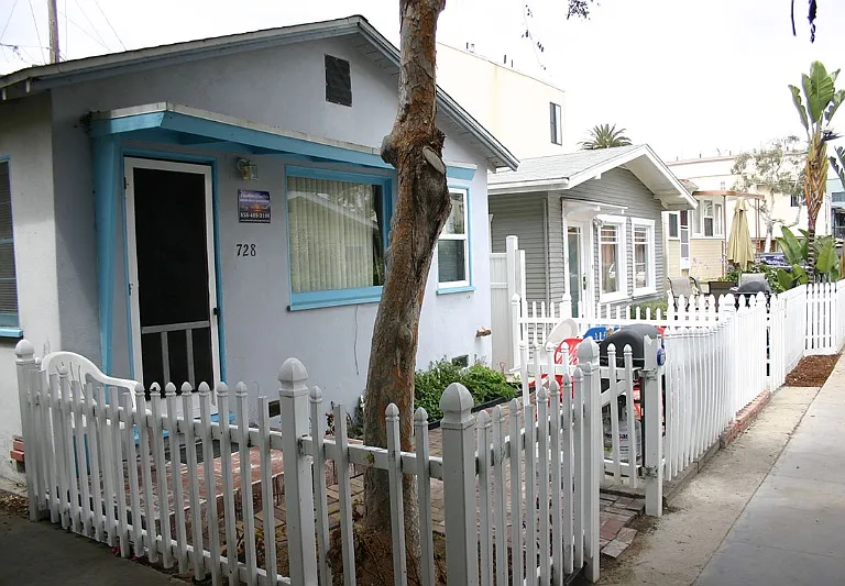 728 Venice Ct — Photo 20