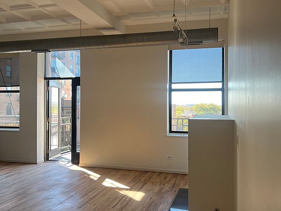 2nd image of 1307 S Wabash Ave APT 512