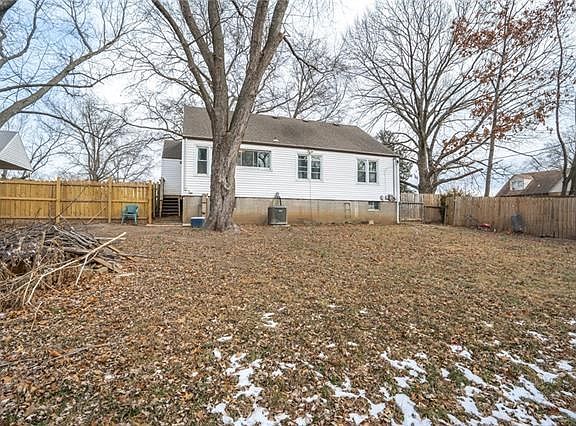 5th image of 2714 N 52nd St