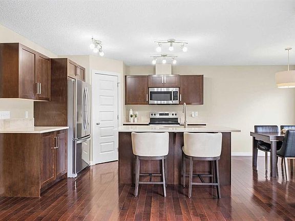 2nd image of 9 S Evansridge Pl NW
