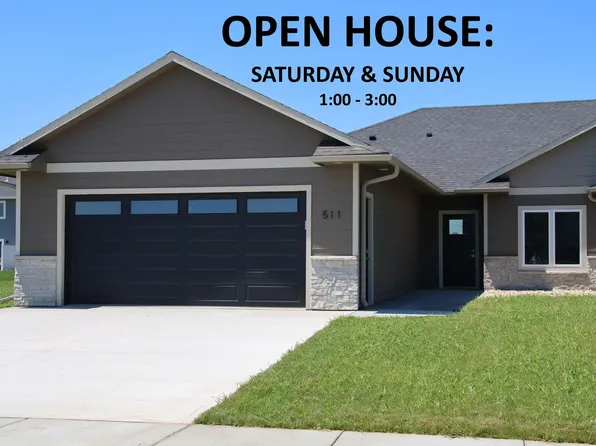 511 Bunyan Dr, Harrisburg, SD 57032