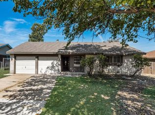 2521 Whippoorwill Dr, Mesquite, TX 75149