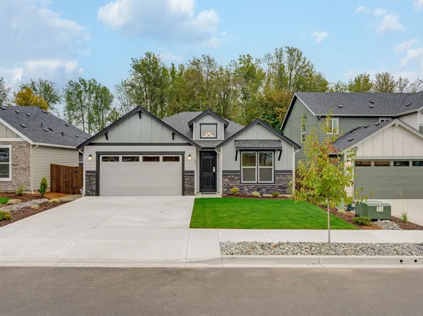 741 NW 28th St, Battle Ground, WA 98604