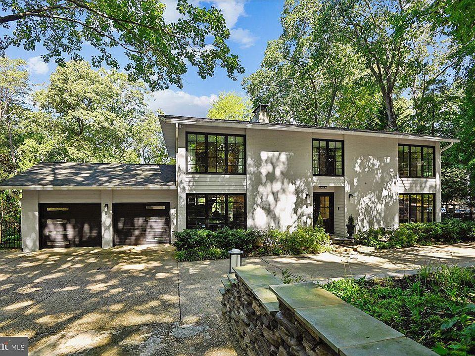 1st image of 322 Eagle Hill Rd