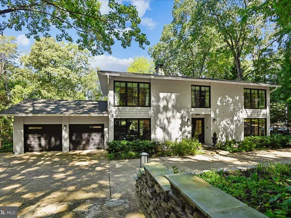 322 Eagle Hill Rd, Pasadena, MD 21122
