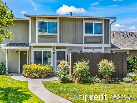 2nd image of 2340 Warfield Way Unit C
