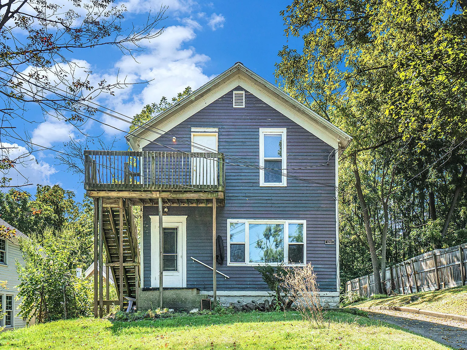 2 bed, $900 — Photo 2