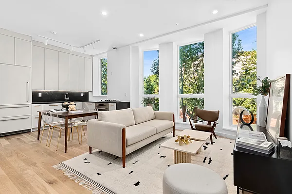 Sold by Compass | media 1