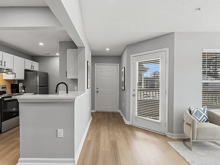 The Pointe @ Apex Apartments — Photo 6