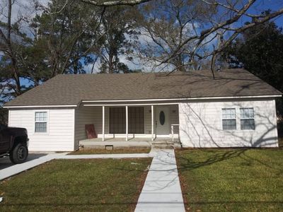 824 W Calhoun St, Livingston, TX, 77351