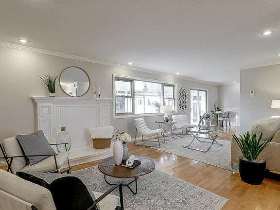 5th image of 8682 Longford Way