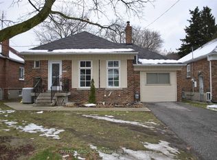 138 Poyntz Ave, Toronto, ON M2N 1J4