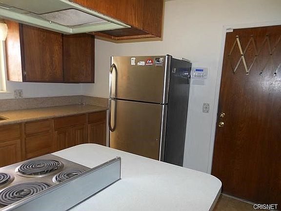 3rd image of 14823 E Avenue F10