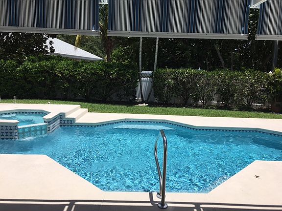 Pool view from Livingroom