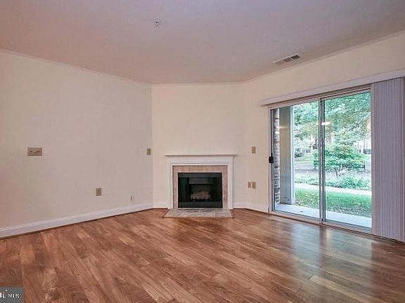 3rd image of 12919 Alton Sq APT 105