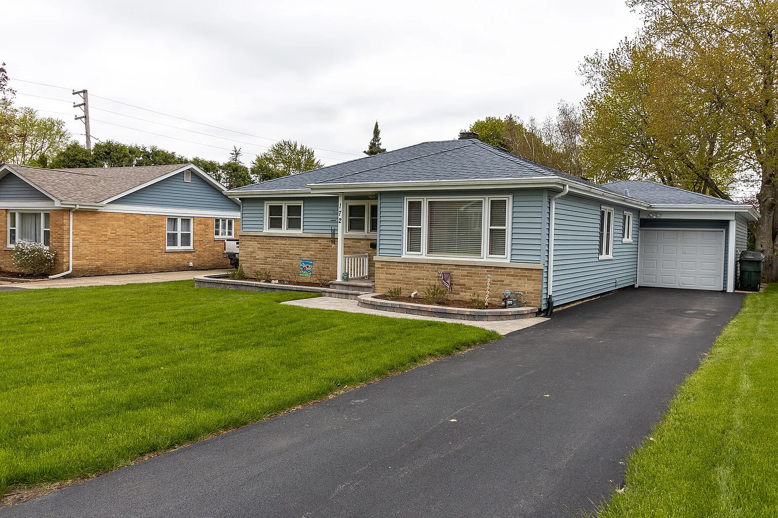 172 N Shaddle Ave photo 1