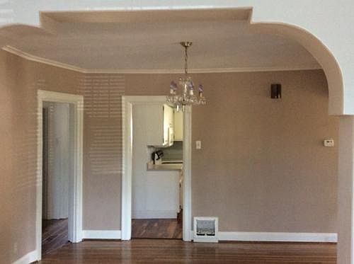 5th image of 8809 Tobey Ave