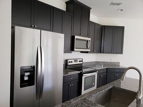 4th image of 13903 Arclid St