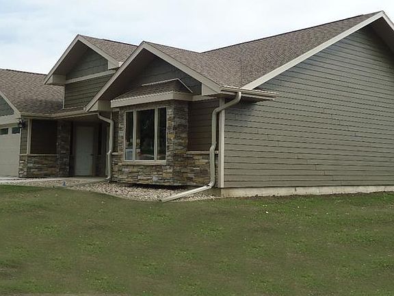 2nd image of 1114 Falcon Dr
