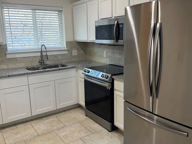 5706 Melody Ln #3 — Photo 3