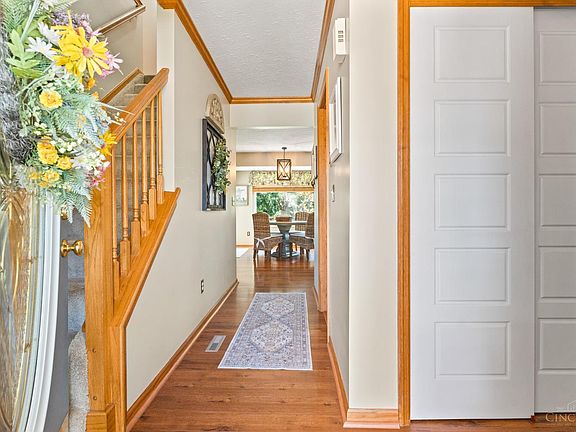 4th image of 3581 Winter Hill Dr