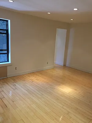 Rented by Keller Williams NYC | media 35