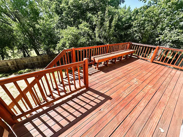 10542 Holyoke Dr — Photo 25