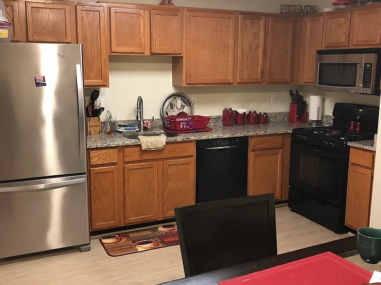 30 Amberstone Ct #30H — Photo 2
