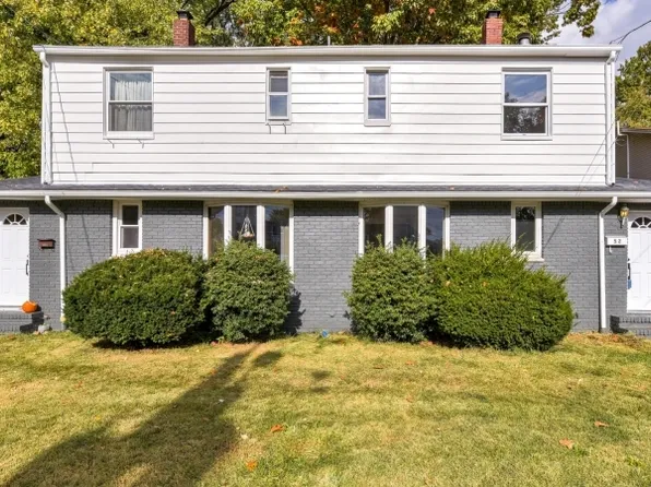 50 Fournier Cres, Elmwood Park Boro, NJ 07407