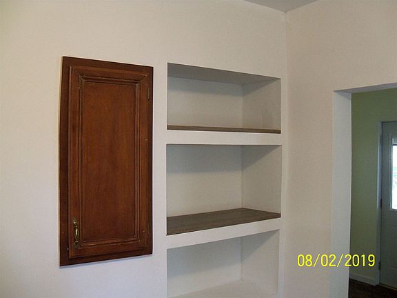 4th image of 1009 S 15th St
