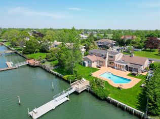 996 Wateredge Pl, Hewlett, NY 11557