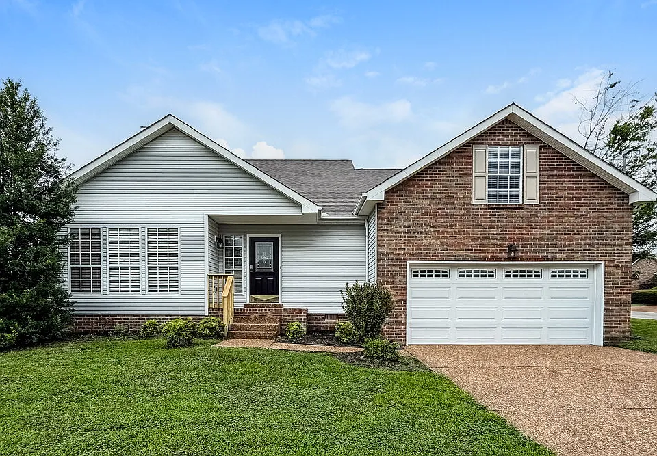 142 S Birchwood Dr