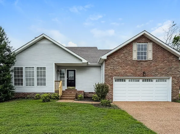 142 S Birchwood Dr, Hendersonville, TN 37075