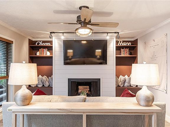5th image of 408 River Mill Cir