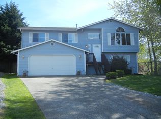 17623 Hillside Ct, Arlington, WA 98223