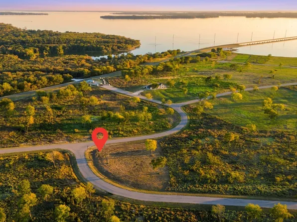 31 Chambers Bay, Kerens, TX 75144