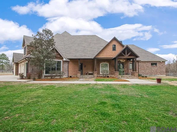 16033 Wiggins Dr, Pride, LA 70770