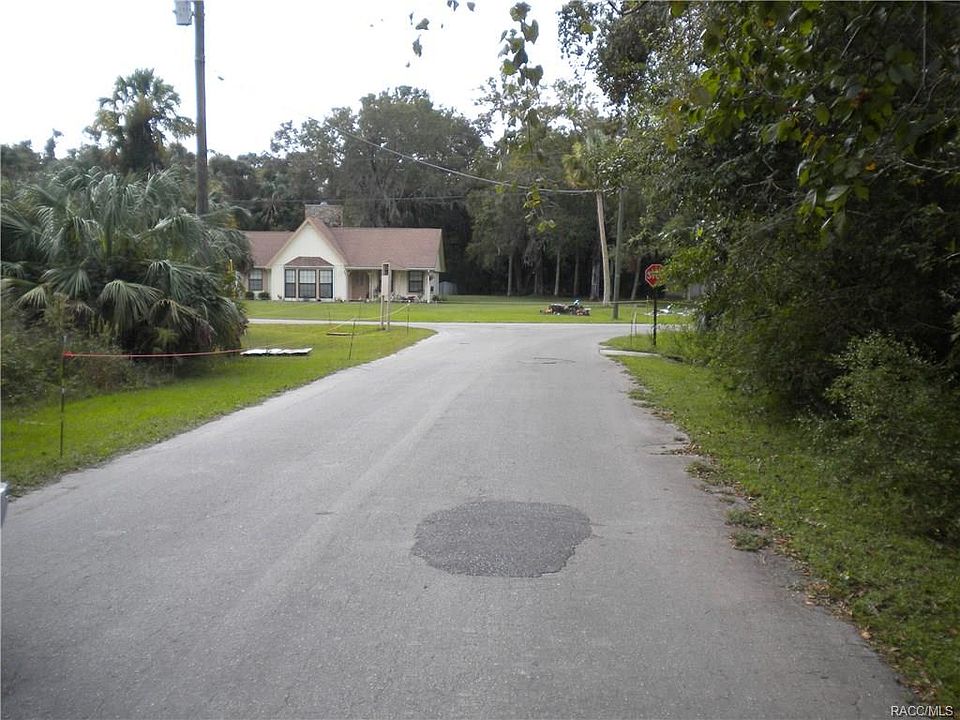 2nd image of 5995 N Brookgreen Dr