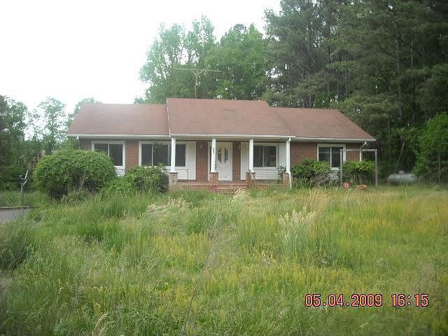 1st image of 3441 Broughton Dr