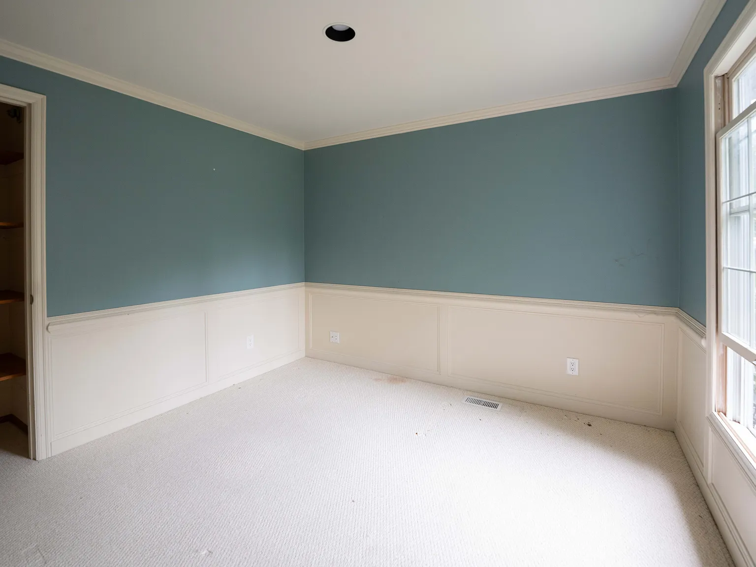 5 bed, 3.5 bath, 2920 sqft, $5,500 — Photo 3
