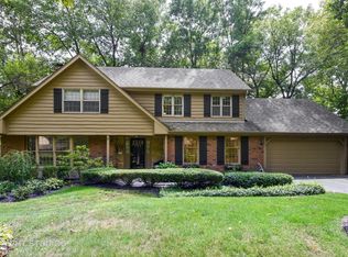 4721 Woodland Ct, Rolling Meadows, IL 60008