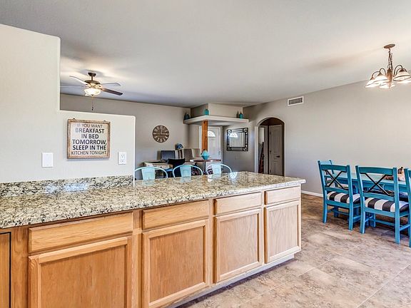 5th image of 2021 W Desert Hills Dr