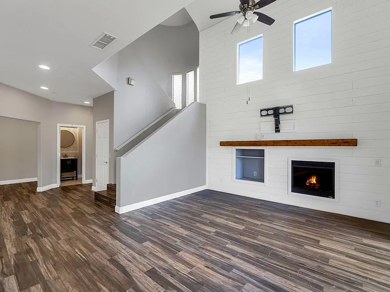 19550 N Grayhawk Dr #1062 — Photo 2