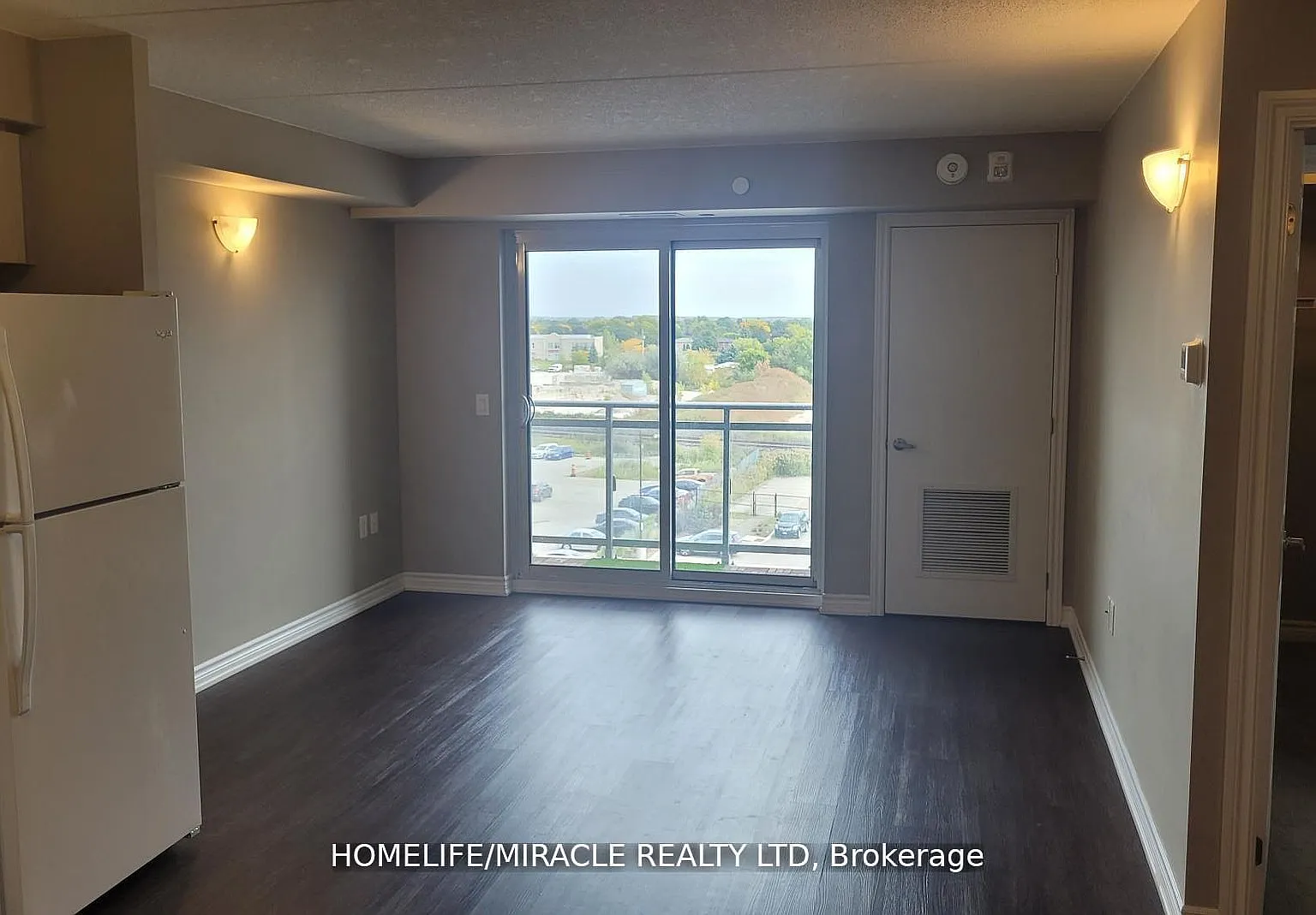 3 bed, $2,650 — Photo 3
