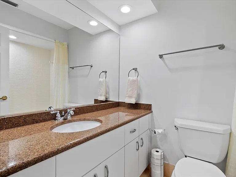 1121 Ocean Dunes Cir — Photo 23