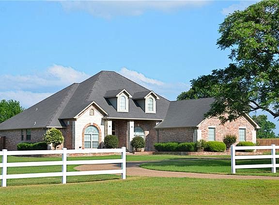 2nd image of 15770 Stallion Lake Blvd